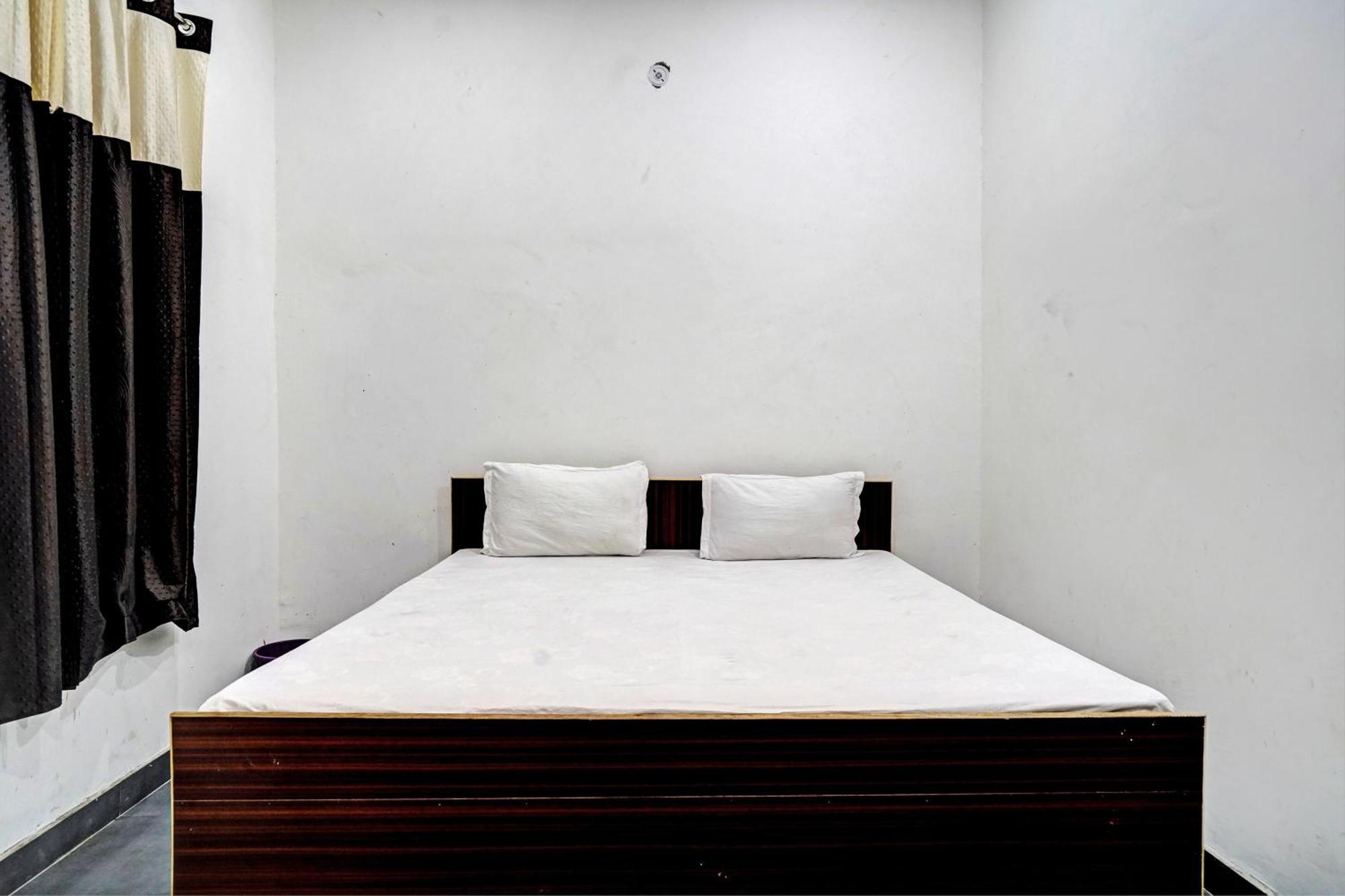 Oyo Double Ss Hotel ハートラス エクステリア 写真