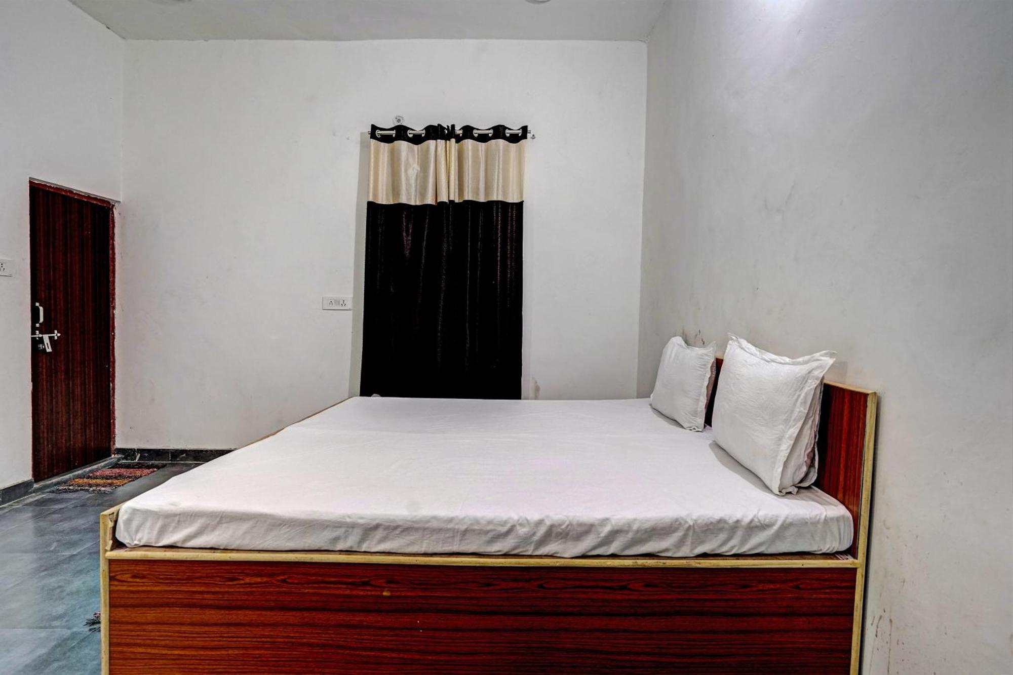Oyo Double Ss Hotel ハートラス エクステリア 写真